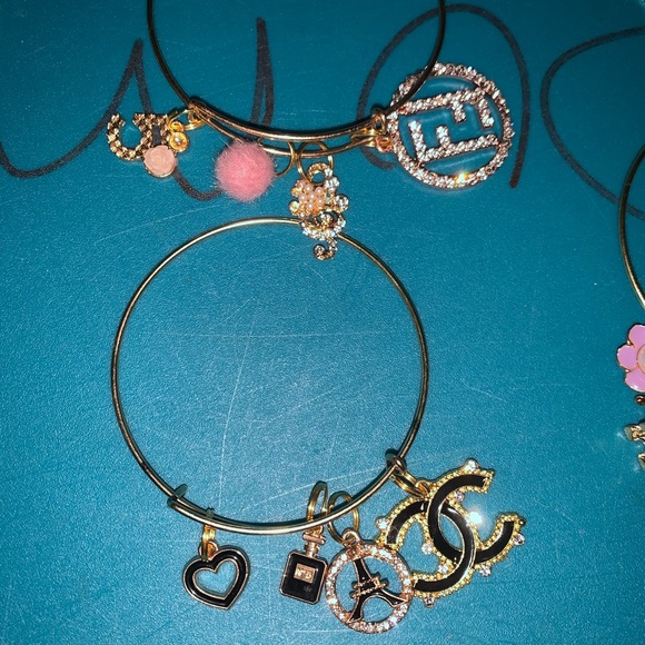 Bracelets🛍 - Picture 1 of 5